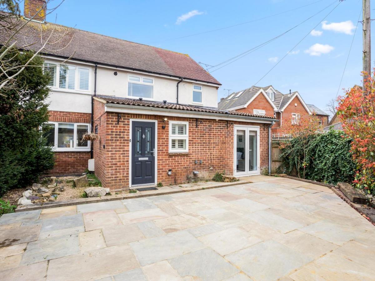 Pass The Keys Spacious And Very Modern Family Home, Central Windsor Buitenkant foto