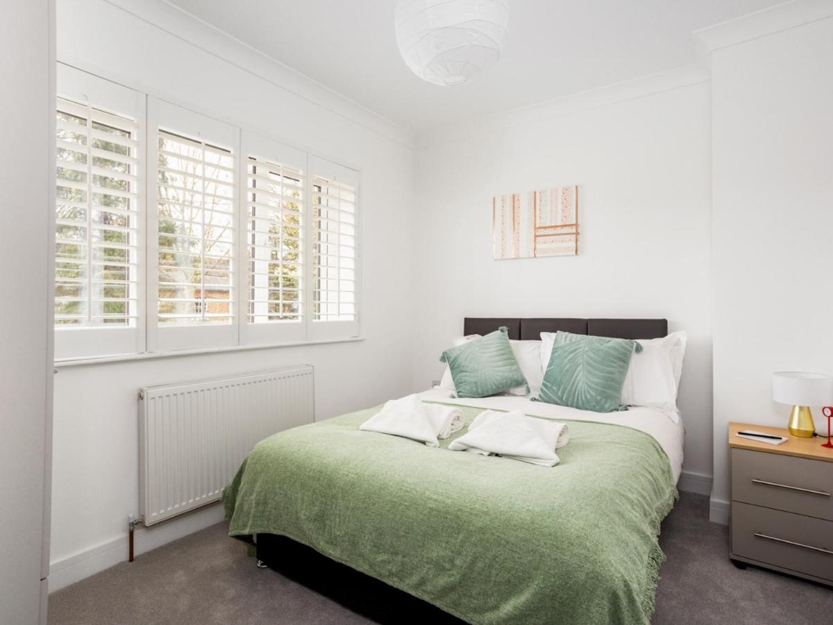 Pass The Keys Spacious And Very Modern Family Home, Central Windsor Buitenkant foto
